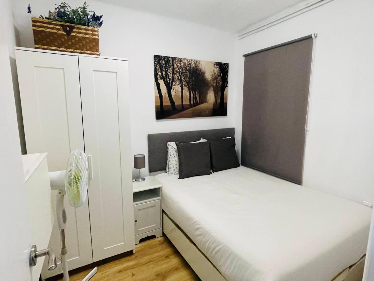 Beach Apartment Barca 6 Сант Адриа де Бесос Екстериор снимка