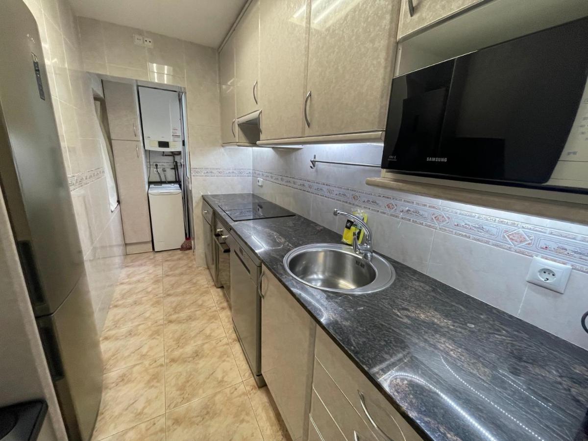 Beach Apartment Barca 6 Сант Адриа де Бесос Екстериор снимка